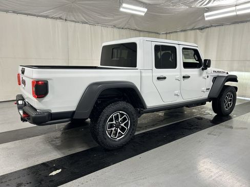 New 2026 Jeep Gladiator Rubicon AWD/4WD image 2