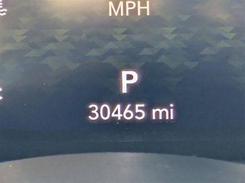 Used 2023 Jeep Wrangler Sport S image 27