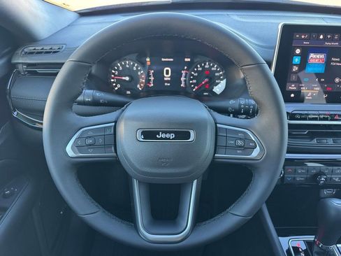 New 2026 Jeep Compass Latitude w/ Sun and Sound Group AWD/4WD image 13