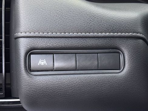Certified 2025 Nissan Armada SV AWD/4WD image 21