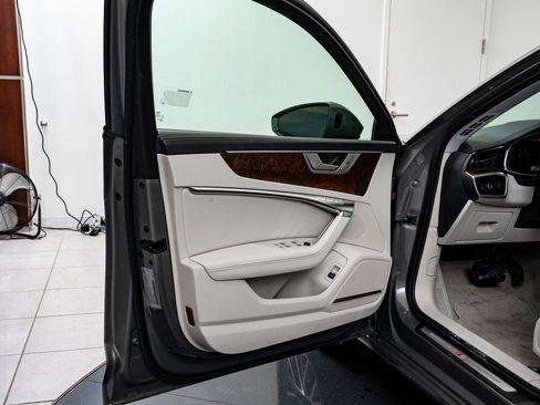 Used 2022 Audi A6 Premium Plus w/ Premium Plus Package image 28