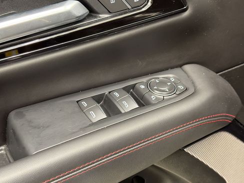 Used 2026 GMC Yukon AT4 Ultimate AWD/4WD image 27