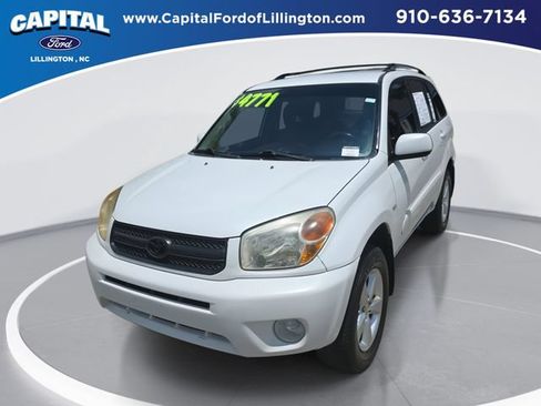 Used 2005 Toyota RAV4 2WD image 1