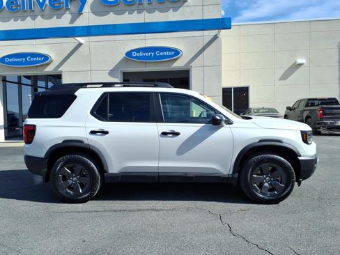 Certified 2026 Honda Passport RTL image 4