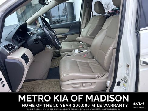 Used 2016 Honda Odyssey Touring Elite image 12