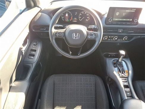 Used 2025 Honda HR-V LX image 11
