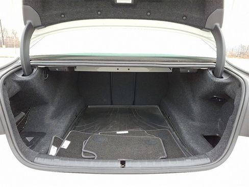 Certified 2023 BMW 530i xDrive w/ Premium Package image 30