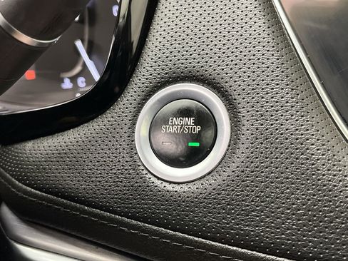Used 2018 Cadillac XT5 Luxury AWD/4WD image 21