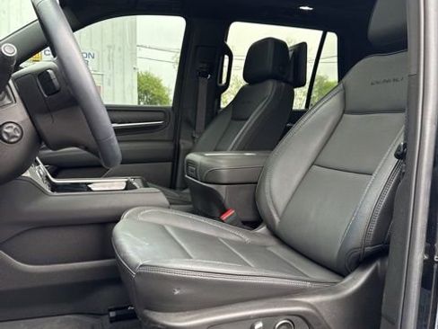Certified 2024 GMC Yukon Denali w/ Advanced Technology Package AWD/4WD image 23