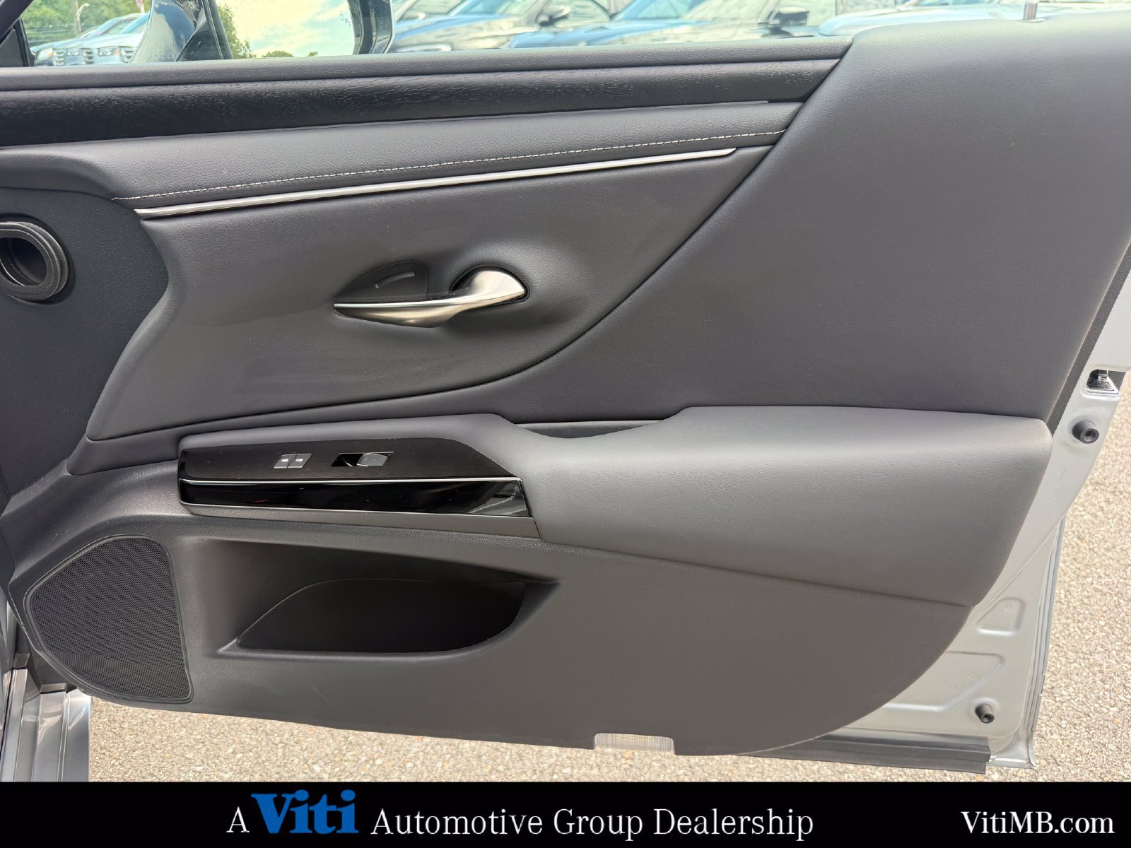 Used 2023 Lexus ES 350 w/ Premium Package FWD image 28