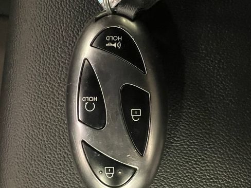 Used 2025 Hyundai Elantra SEL FWD image 31