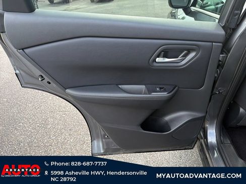 Used 2025 Nissan Rogue SV AWD/4WD image 26