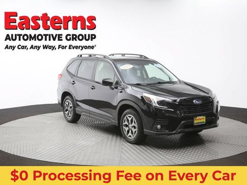 Used 2023 Subaru Forester Premium AWD/4WD image 54