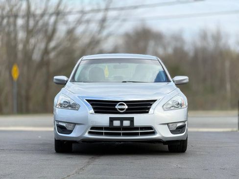 Used 2014 Nissan Altima 2.5 S FWD image 3