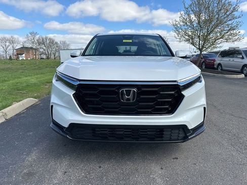 Used 2025 Honda CR-V EX image 2