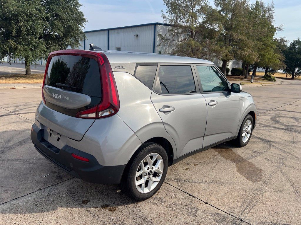 Used 2022 Kia Soul LX w/ Technology Package FWD image 34
