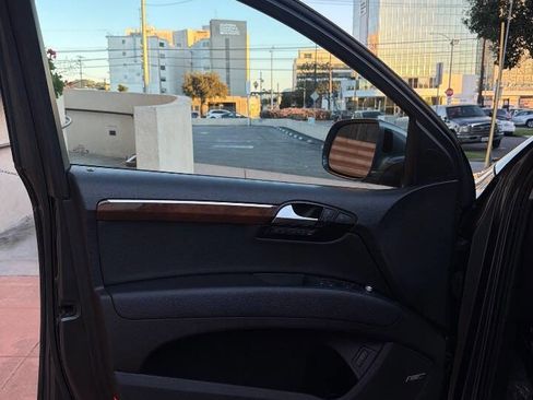 Used 2014 Audi Q7 TDI Prestige w/ Prestige Package image 35