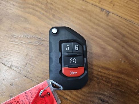 Used 2020 Jeep Gladiator Rubicon w/ Dual Top Group image 26