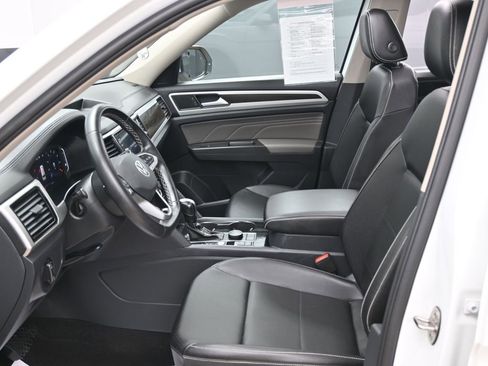 Used 2023 Volkswagen Atlas SE w/ Panoramic Sunroof Package AWD/4WD image 18