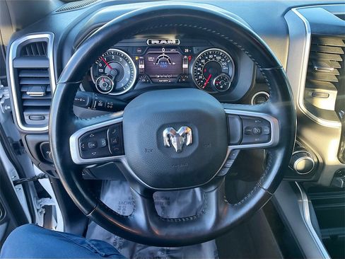 Used 2021 RAM 1500 Big Horn image 11