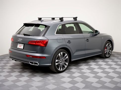 Used 2018 Audi SQ5 Premium Plus w/ S Sport Package AWD/4WD image 9