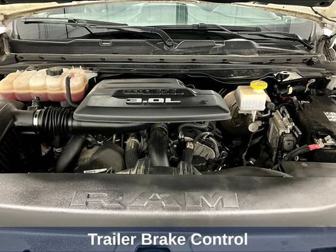 Used 2022 RAM 1500 Limited w/ Body-Colour Bumper Group AWD/4WD image 39