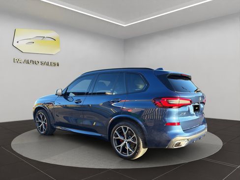 Used 2023 BMW X5 xDrive40i w/ M Sport Package image 5