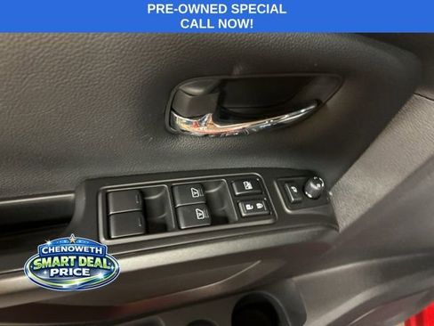 Used 2024 Nissan Titan PRO-4X w/ Pro-4x Convenience Package image 12