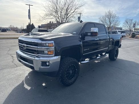 Used 2019 Chevrolet Silverado 2500 LTZ w/ Duramax Plus Package image 2