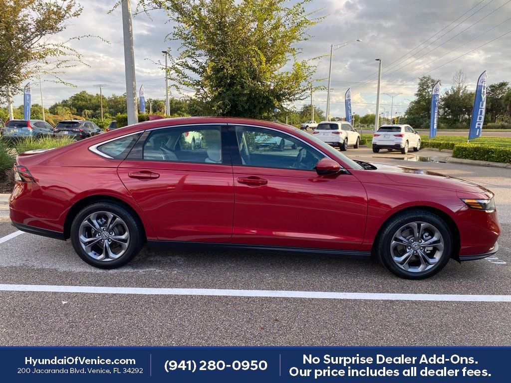 Used 2024 Honda Accord EX image 25