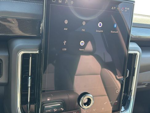 New 2026 GMC Yukon Elevation image 33