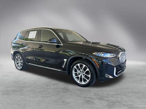 Used 2026 BMW X5 sDrive40i RWD image 2