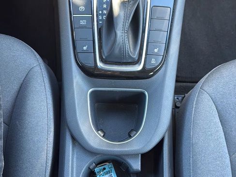 Used 2020 Hyundai Ioniq SEL image 20