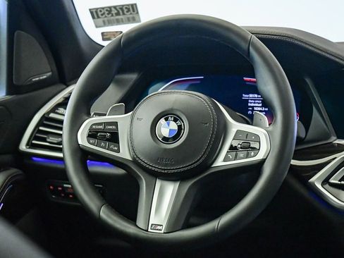 Used 2020 BMW X5 xDrive40i w/ M Sport Package image 13