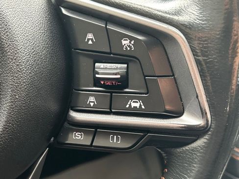 Used 2020 Subaru Crosstrek 2.0i Limited w/ Moonroof Package w/Navigation image 33