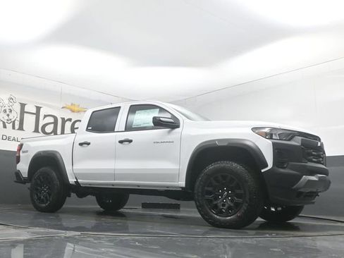 New 2026 Chevrolet Colorado Trail Boss image 2