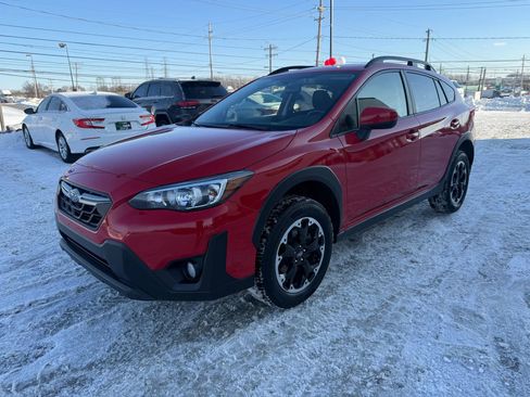 Used 2023 Subaru Crosstrek 2.0i Premium image 6