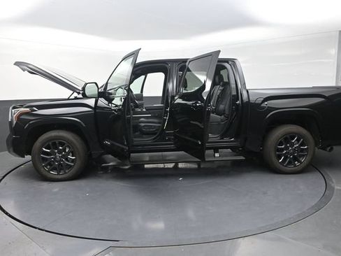 Used 2026 Toyota Tundra Platinum AWD/4WD image 42