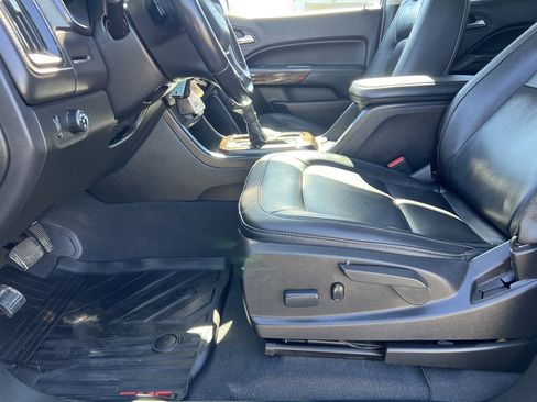 Used 2019 GMC Canyon SLT w/ Driver Alert Package image 22