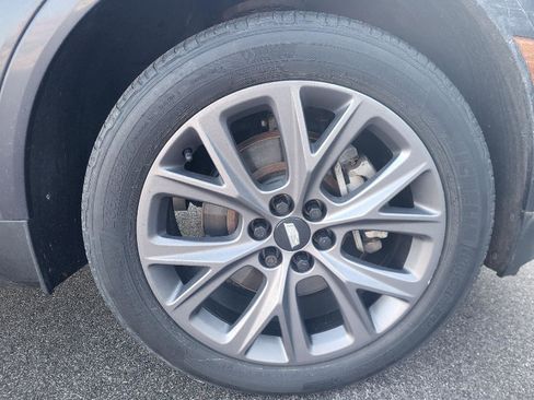 Used 2019 Cadillac XT5 Luxury w/ LPO, Black Ice Package image 14