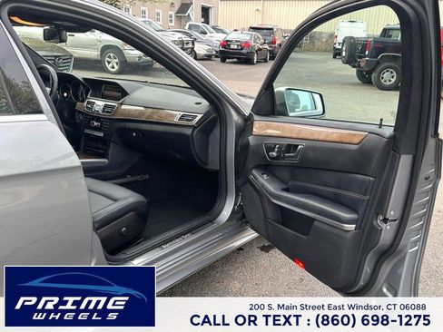 Used 2015 Mercedes-Benz E 350 4MATIC Sedan image 16