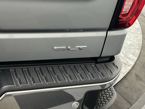 Certified 2026 GMC Sierra 1500 SLT AWD/4WD image 40