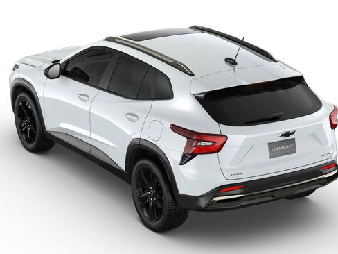 New 2026 Chevrolet Trax ACTIV w/ Sunroof Package FWD image 26