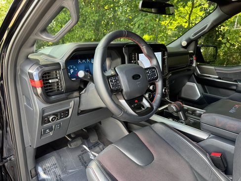 Used 2025 Ford F150 Raptor w/ Equipment Group 803A Raptor R AWD/4WD image 35