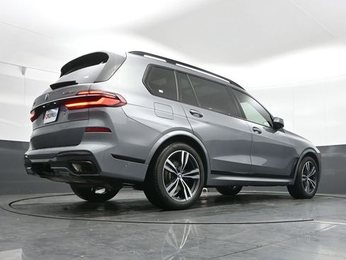 Used 2024 BMW X7 xDrive40i w/ M Sport Package image 42