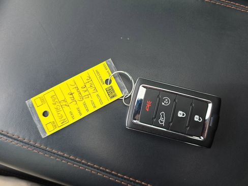 Used 2022 Jeep Grand Cherokee Summit image 28