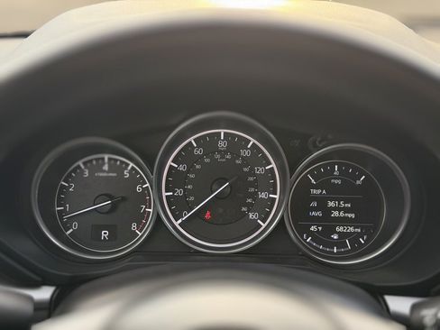 Used 2018 MAZDA CX-5 Touring w/ Preferred Equipment Package image 13