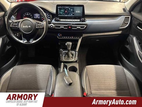 Used 2022 Kia Seltos S image 32