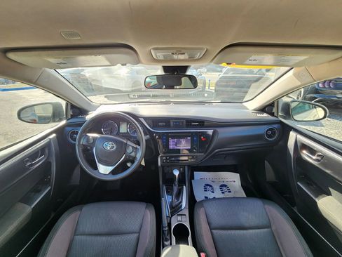 Used 2019 Toyota Corolla LE image 13