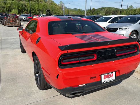 Used 2022 Dodge Challenger SXT w/ Blacktop Package RWD image 5